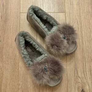 NEW Ugg Ansley Puff Slippers